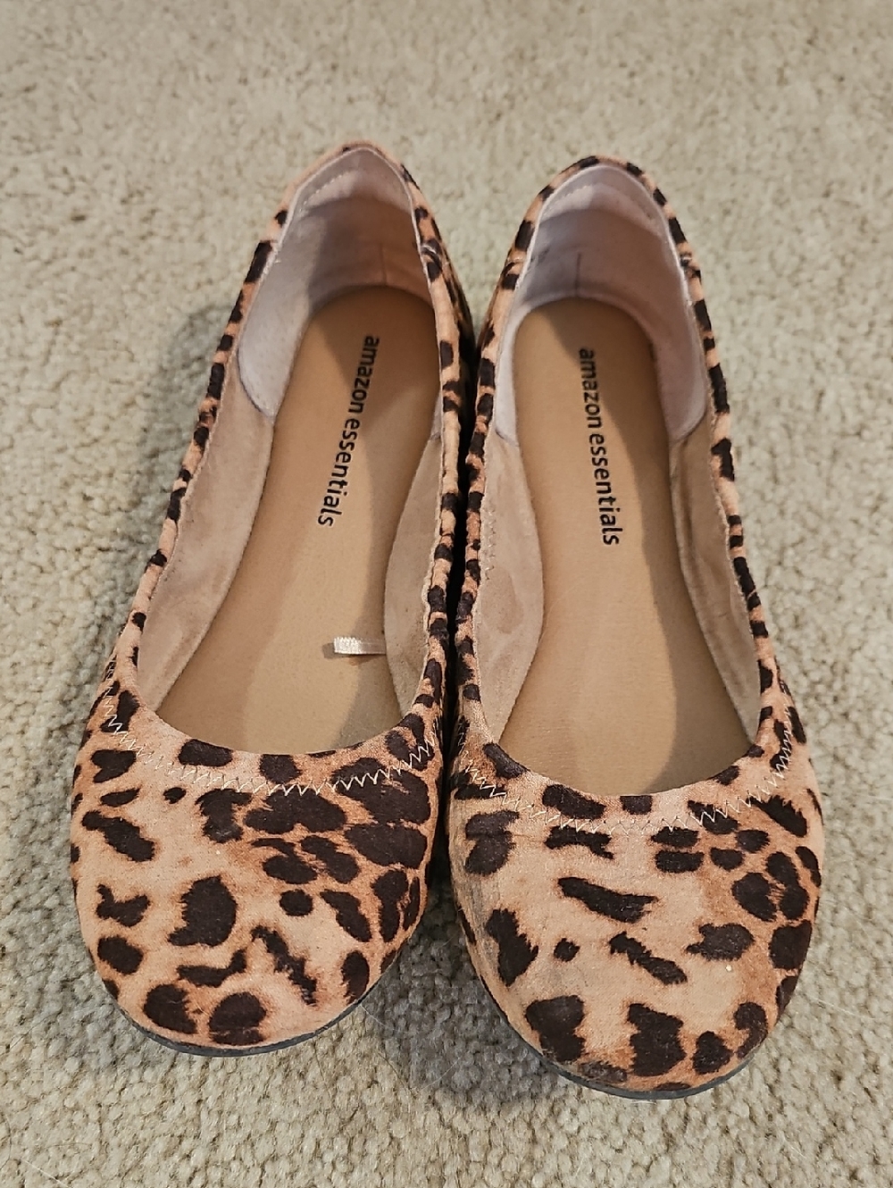 Amazon Essentials Leopard Ballet Flats in Tan and Black